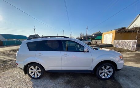 Mitsubishi Outlander III рестайлинг 3, 2010 год, 1 149 000 рублей, 6 фотография