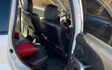 Mitsubishi Outlander III рестайлинг 3, 2010 год, 1 149 000 рублей, 10 фотография