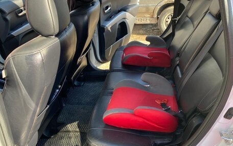 Mitsubishi Outlander III рестайлинг 3, 2010 год, 1 149 000 рублей, 14 фотография