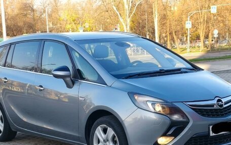 Opel Zafira C рестайлинг, 2013 год, 1 130 000 рублей, 4 фотография