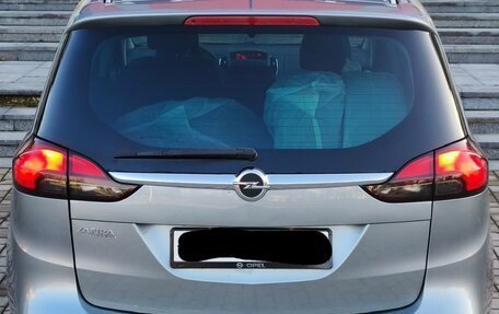 Opel Zafira C рестайлинг, 2013 год, 1 130 000 рублей, 6 фотография