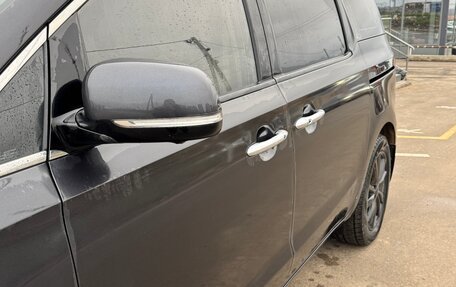 KIA Carnival III, 2018 год, 2 700 000 рублей, 5 фотография