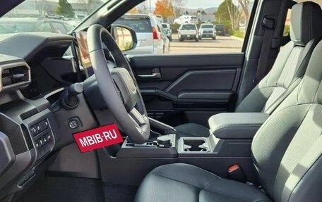 Toyota 4Runner, 2025 год, 9 725 000 рублей, 6 фотография