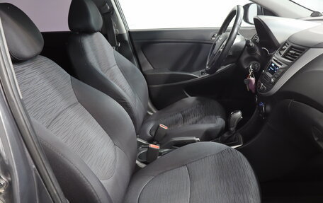 Hyundai Solaris II рестайлинг, 2015 год, 789 000 рублей, 11 фотография