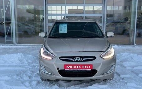 Hyundai Solaris II рестайлинг, 2014 год, 840 000 рублей, 2 фотография