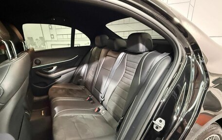 Mercedes-Benz E-Класс, 2020 год, 4 850 000 рублей, 22 фотография