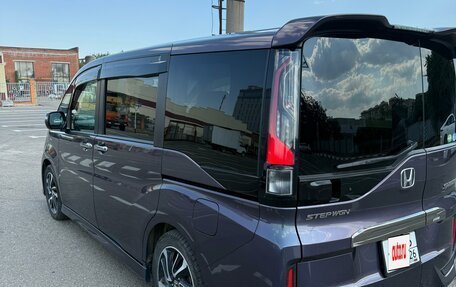 Honda Stepwgn IV, 2017 год, 2 100 000 рублей, 8 фотография