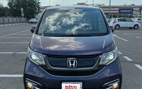 Honda Stepwgn IV, 2017 год, 2 100 000 рублей, 10 фотография