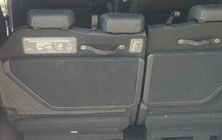 Honda Stepwgn IV, 2017 год, 2 100 000 рублей, 18 фотография