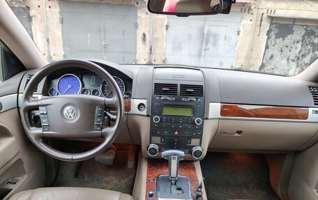 Volkswagen Touareg III, 2007 год, 1 380 000 рублей, 13 фотография