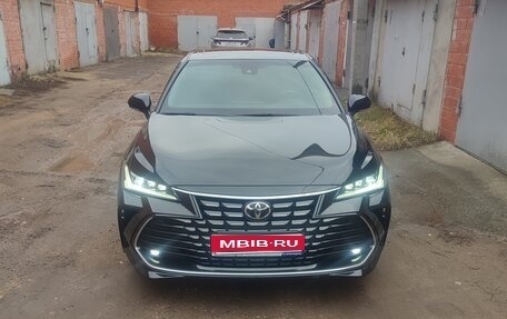 Toyota Avalon, 2023 год, 3 800 000 рублей, 1 фотография