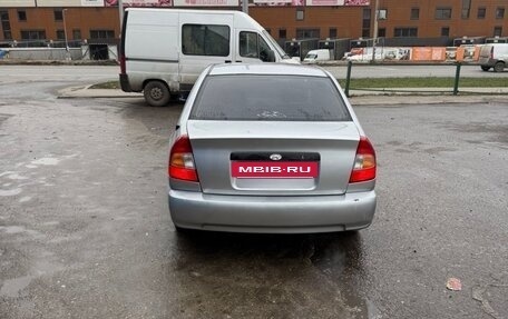 Hyundai Accent II, 2005 год, 350 000 рублей, 2 фотография