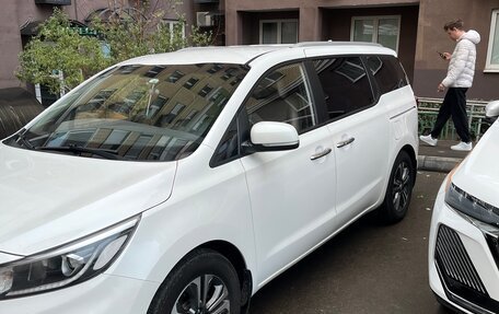 KIA Carnival III, 2018 год, 2 599 999 рублей, 13 фотография