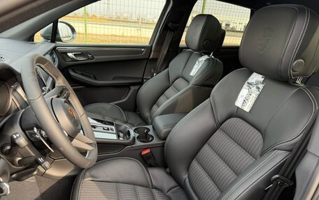 Porsche Macan I рестайлинг, 2025 год, 11 770 000 рублей, 3 фотография