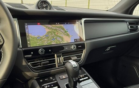 Porsche Macan I рестайлинг, 2025 год, 11 770 000 рублей, 21 фотография