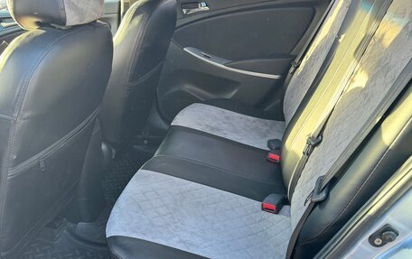 Hyundai Solaris II рестайлинг, 2011 год, 535 000 рублей, 9 фотография