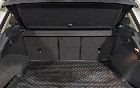 Volkswagen Tiguan II, 2020 год, 2 990 000 рублей, 9 фотография