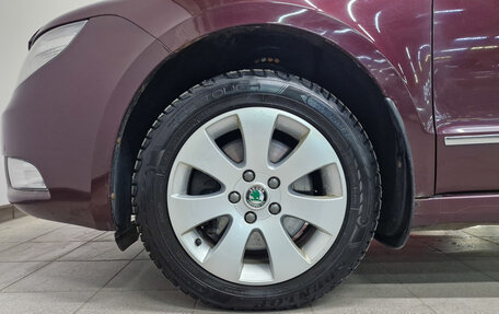 Skoda Superb III рестайлинг, 2012 год, 1 970 000 рублей, 10 фотография