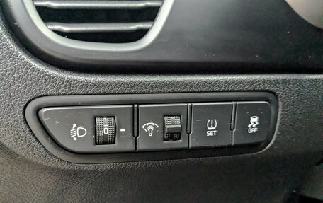 KIA Rio IV, 2021 год, 1 750 000 рублей, 25 фотография