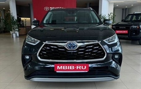 Toyota Highlander, 2024 год, 8 450 000 рублей, 2 фотография