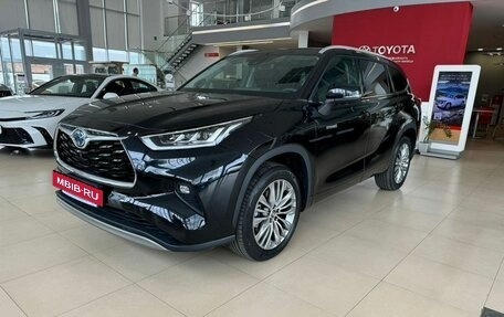 Toyota Highlander, 2024 год, 8 450 000 рублей, 3 фотография