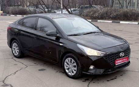 Hyundai Solaris II рестайлинг, 2022 год, 1 688 000 рублей, 1 фотография