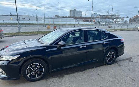 Toyota Camry, 2019 год, 3 300 000 рублей, 3 фотография