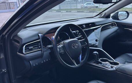 Toyota Camry, 2019 год, 3 300 000 рублей, 11 фотография