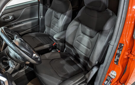 Jeep Renegade I рестайлинг, 2016 год, 1 550 000 рублей, 20 фотография