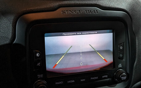 Jeep Renegade I рестайлинг, 2016 год, 1 550 000 рублей, 26 фотография