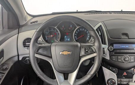 Chevrolet Cruze II, 2013 год, 895 000 рублей, 21 фотография