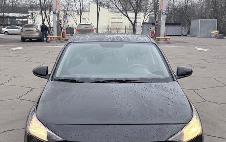 Hyundai Solaris II рестайлинг, 2022 год, 1 688 000 рублей, 7 фотография