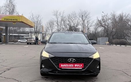 Hyundai Solaris II рестайлинг, 2022 год, 1 688 000 рублей, 9 фотография