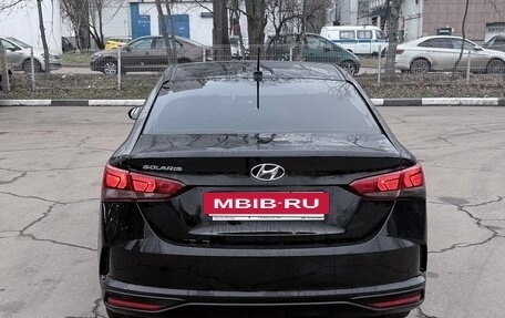 Hyundai Solaris II рестайлинг, 2022 год, 1 688 000 рублей, 6 фотография
