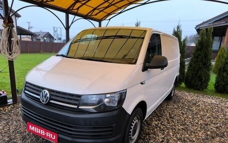 Volkswagen Transporter T6 рестайлинг, 2016 год, 2 100 000 рублей, 2 фотография