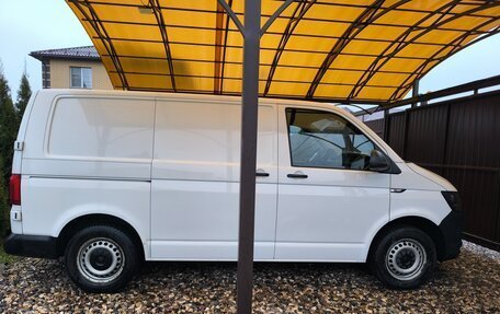 Volkswagen Transporter T6 рестайлинг, 2016 год, 2 100 000 рублей, 7 фотография