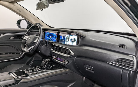 FAW Bestune T77, 2022 год, 1 640 000 рублей, 13 фотография