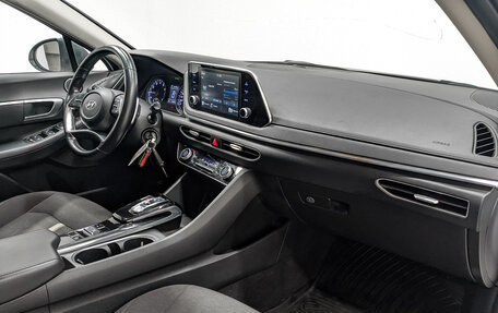 Hyundai Sonata VIII, 2020 год, 2 150 000 рублей, 13 фотография