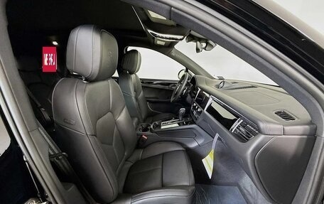 Porsche Macan I рестайлинг, 2025 год, 13 990 000 рублей, 21 фотография