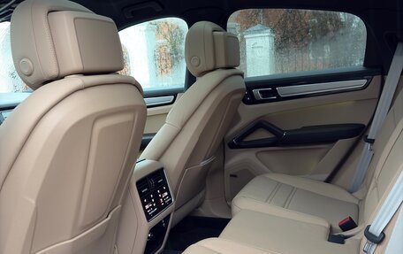 Porsche Cayenne III, 2022 год, 13 500 000 рублей, 14 фотография