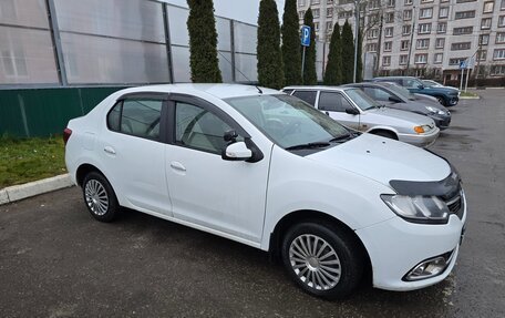 Renault Logan II, 2015 год, 690 000 рублей, 3 фотография