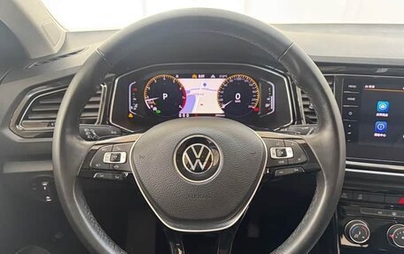 Volkswagen T-Roc I, 2022 год, 1 941 000 рублей, 11 фотография