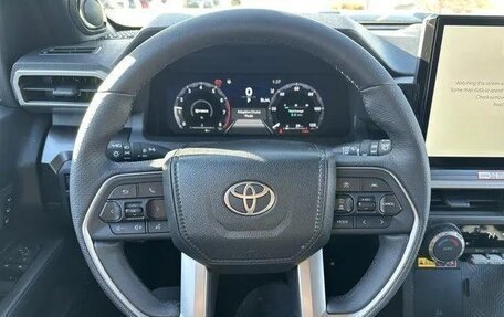 Toyota 4Runner, 2025 год, 8 940 000 рублей, 15 фотография