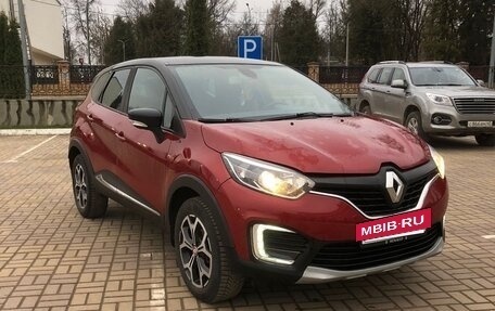 Renault Kaptur I рестайлинг, 2018 год, 1 400 000 рублей, 4 фотография