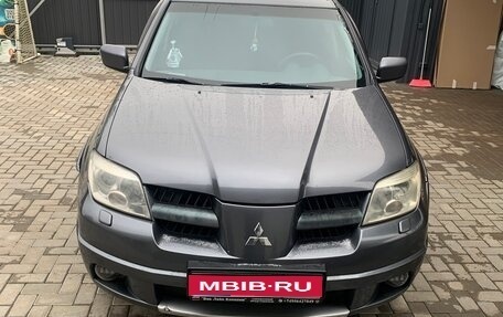Mitsubishi Outlander III рестайлинг 3, 2006 год, 500 000 рублей, 1 фотография