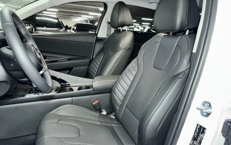 Hyundai Avante, 2025 год, 2 090 000 рублей, 26 фотография