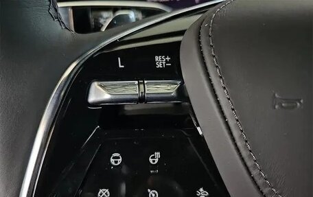 Cadillac Escalade V, 2025 год, 20 800 000 рублей, 18 фотография