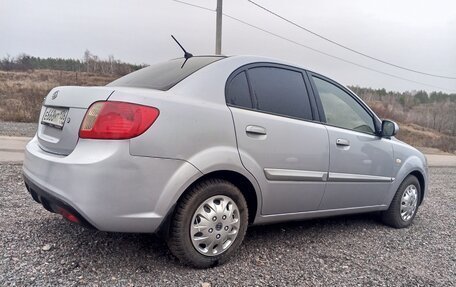 KIA Rio II, 2011 год, 580 000 рублей, 2 фотография