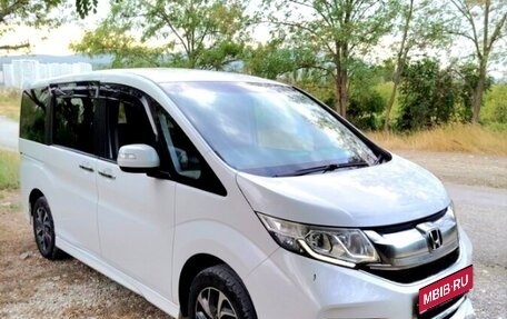 Honda Stepwgn IV, 2017 год, 1 700 000 рублей, 1 фотография