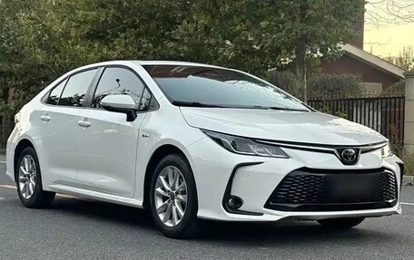 Toyota Corolla, 2025 год, 2 200 000 рублей, 3 фотография